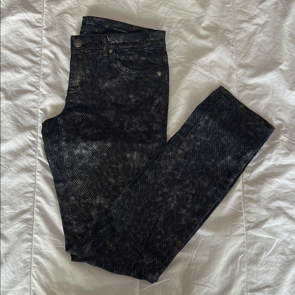 Black and Gray Patterned Jeans